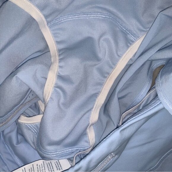 Lululemon Real Quick Short *Perforated 3.5" Breezy 8 - Picture 10 of 10